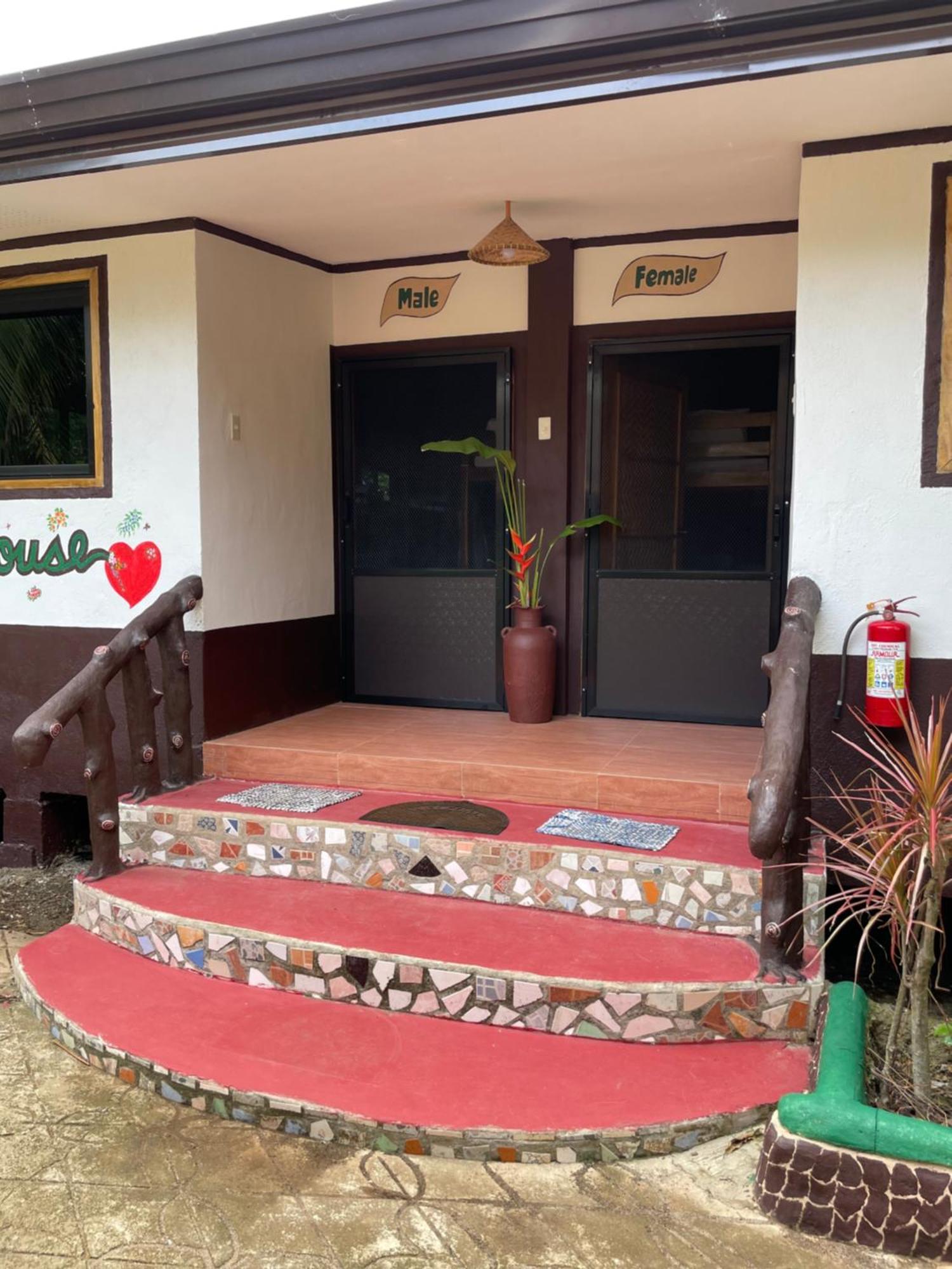 Chelle'S Guesthouse And Backpackers Siquijor Eksteriør billede