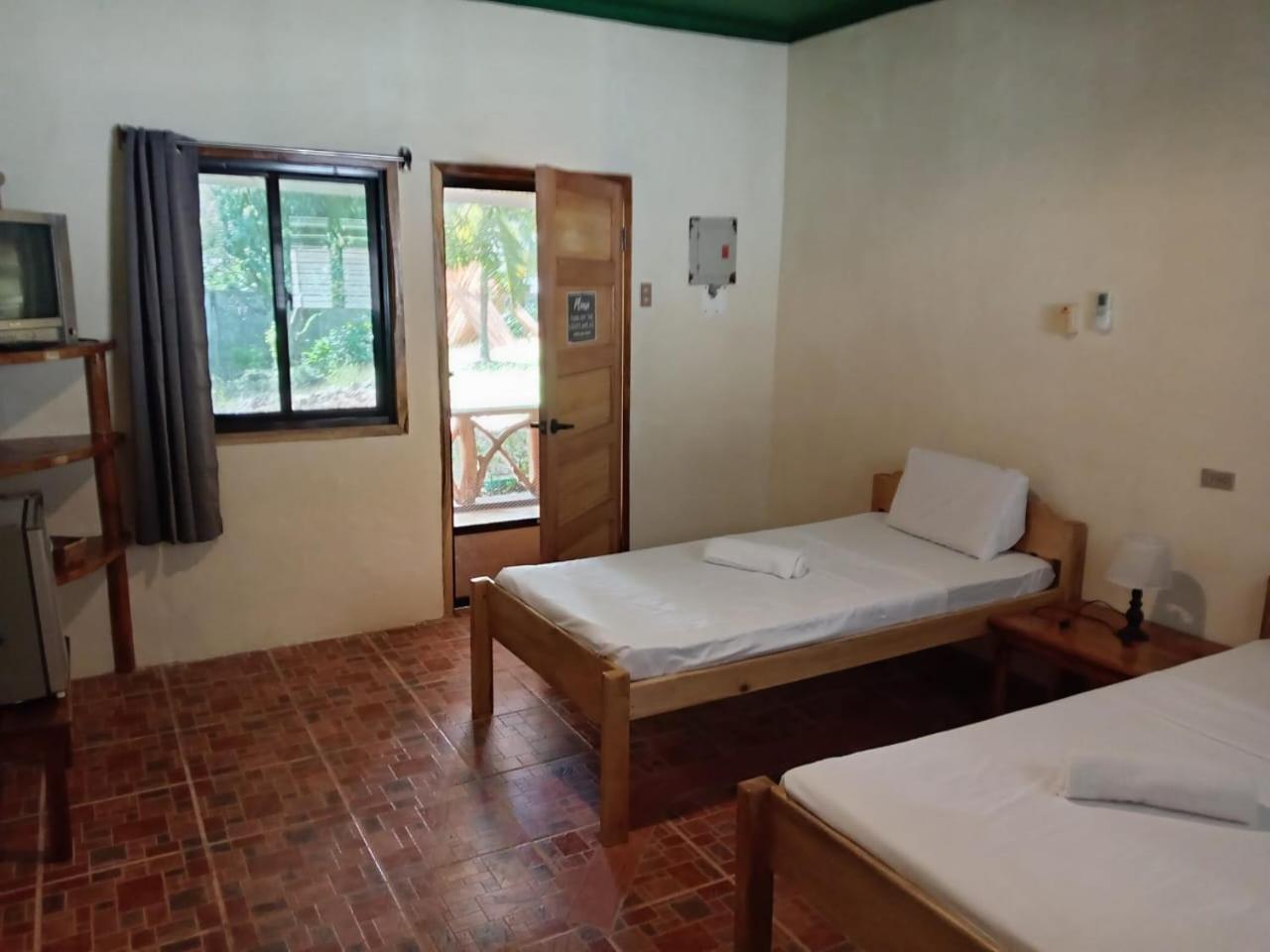 Chelle'S Guesthouse And Backpackers Siquijor Eksteriør billede