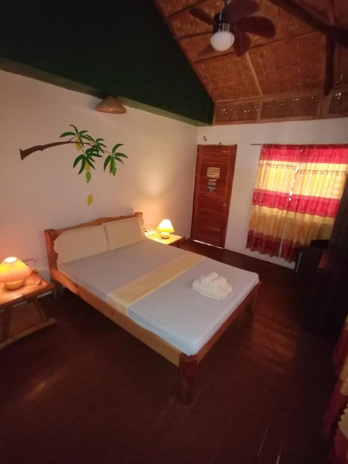 Chelle'S Guesthouse And Backpackers Siquijor Eksteriør billede